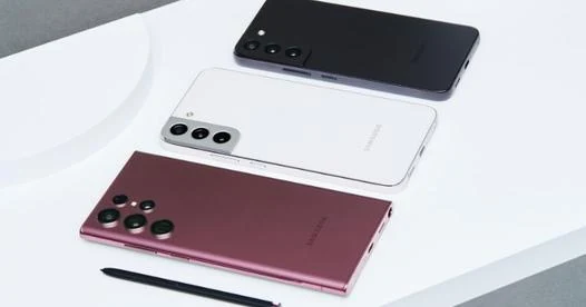 Galaxy S22, S22+ and S22 Ultra Side by Side