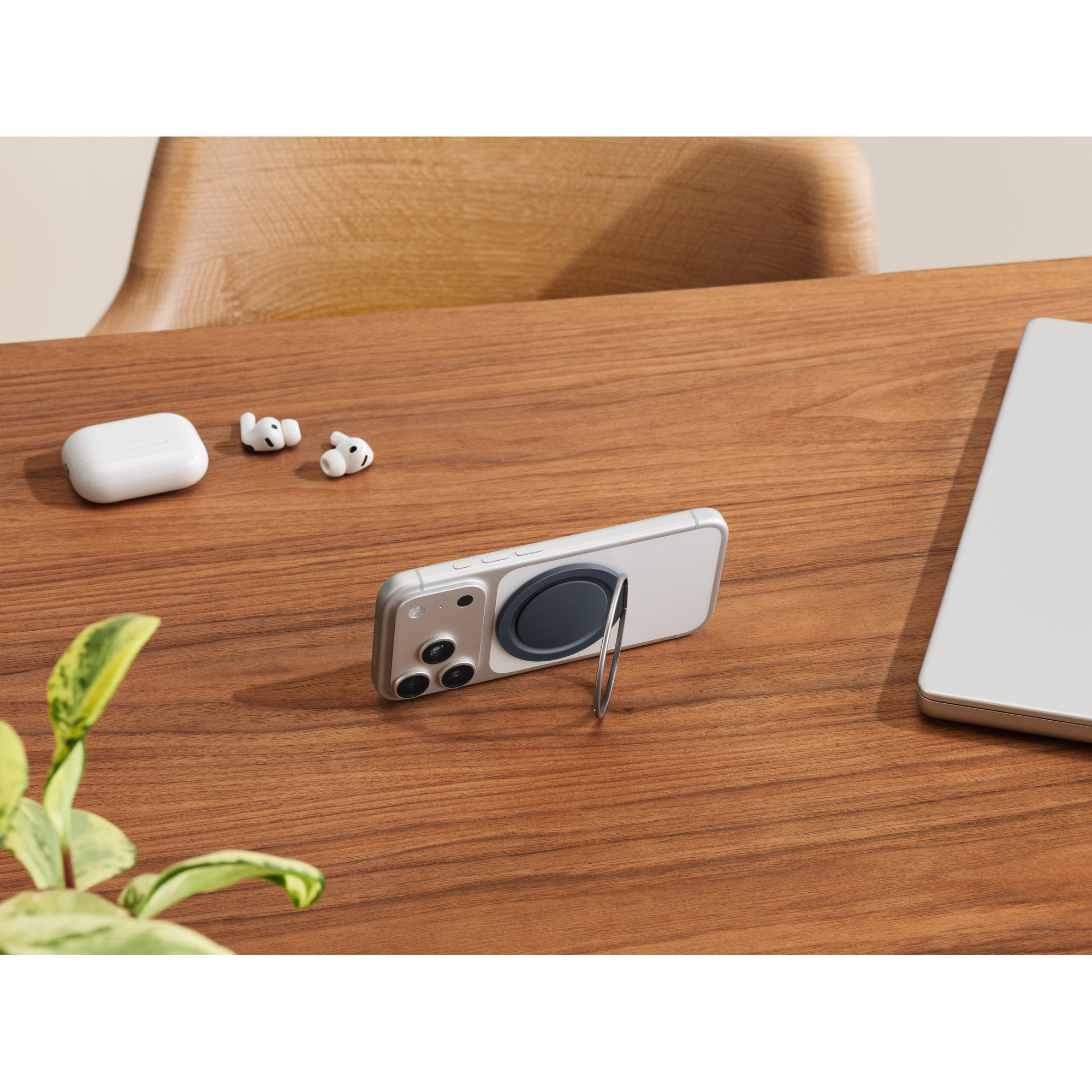PopSockets Low-Pro Grip & Stand (MagSafe compatible)